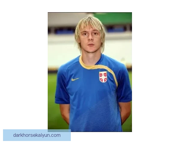 席尔瓦的传奇地位引发广泛关注，赛季表现值得期待