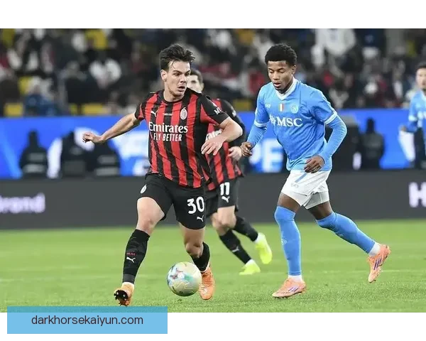 意甲联赛中蓝黑荣耀的表现持续提升，展现出卓越竞争力