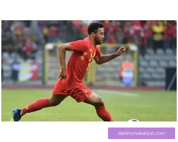 瑞典新星伊萨克锋线表现稳健暖表现稳健